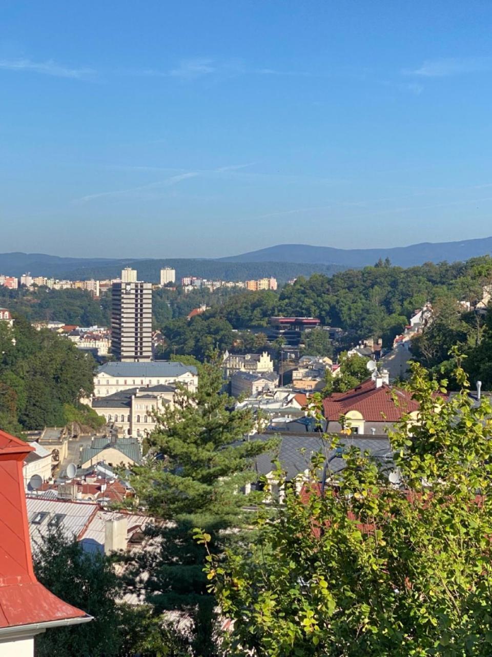 Four Rooms Carlsbad Authentic Karlovy Vary Exterior foto